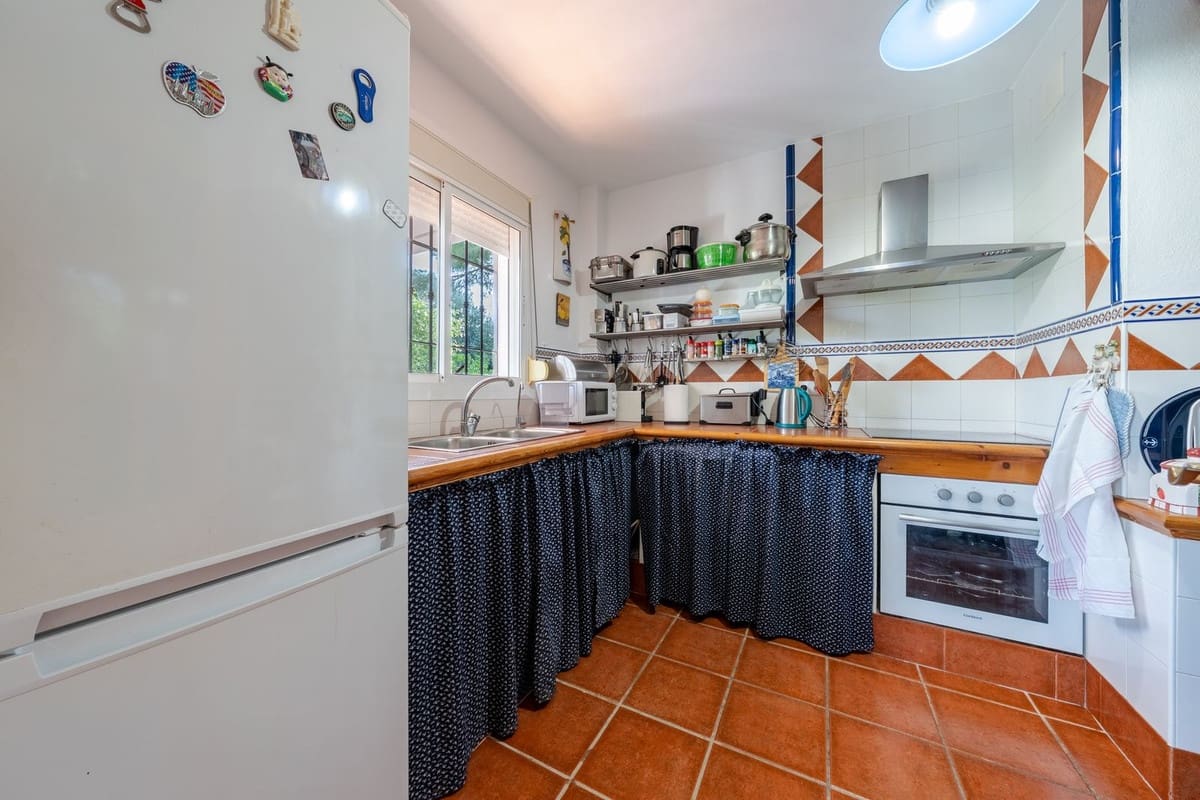 4 bedroom Finca/Country House for sale in Coin with pool - € 498,000 (Ref: 9974120)