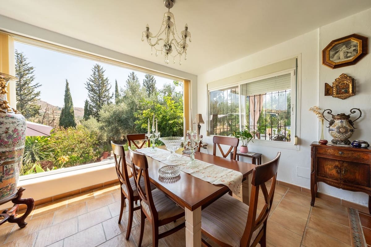 4 bedroom Finca/Country House for sale in Coin with pool - € 498,000 (Ref: 9974120)