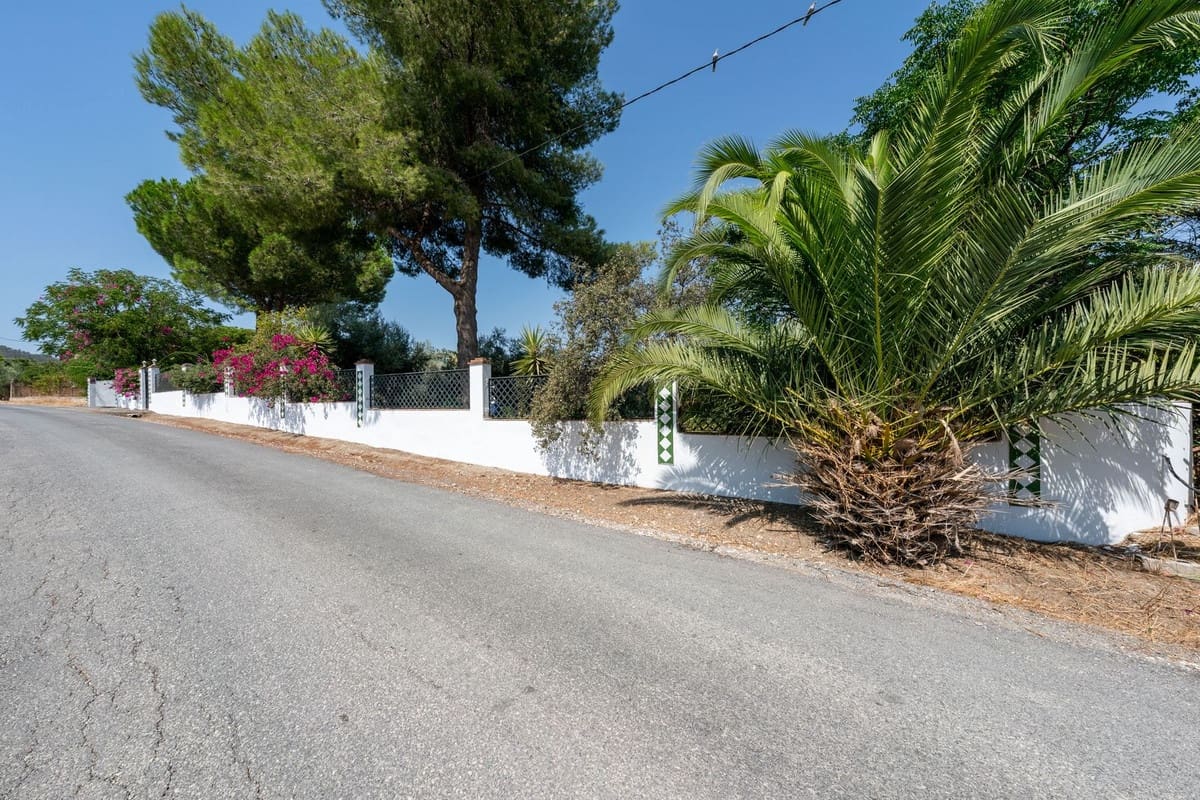 4 bedroom Finca/Country House for sale in Coin with pool - € 498,000 (Ref: 9974120)
