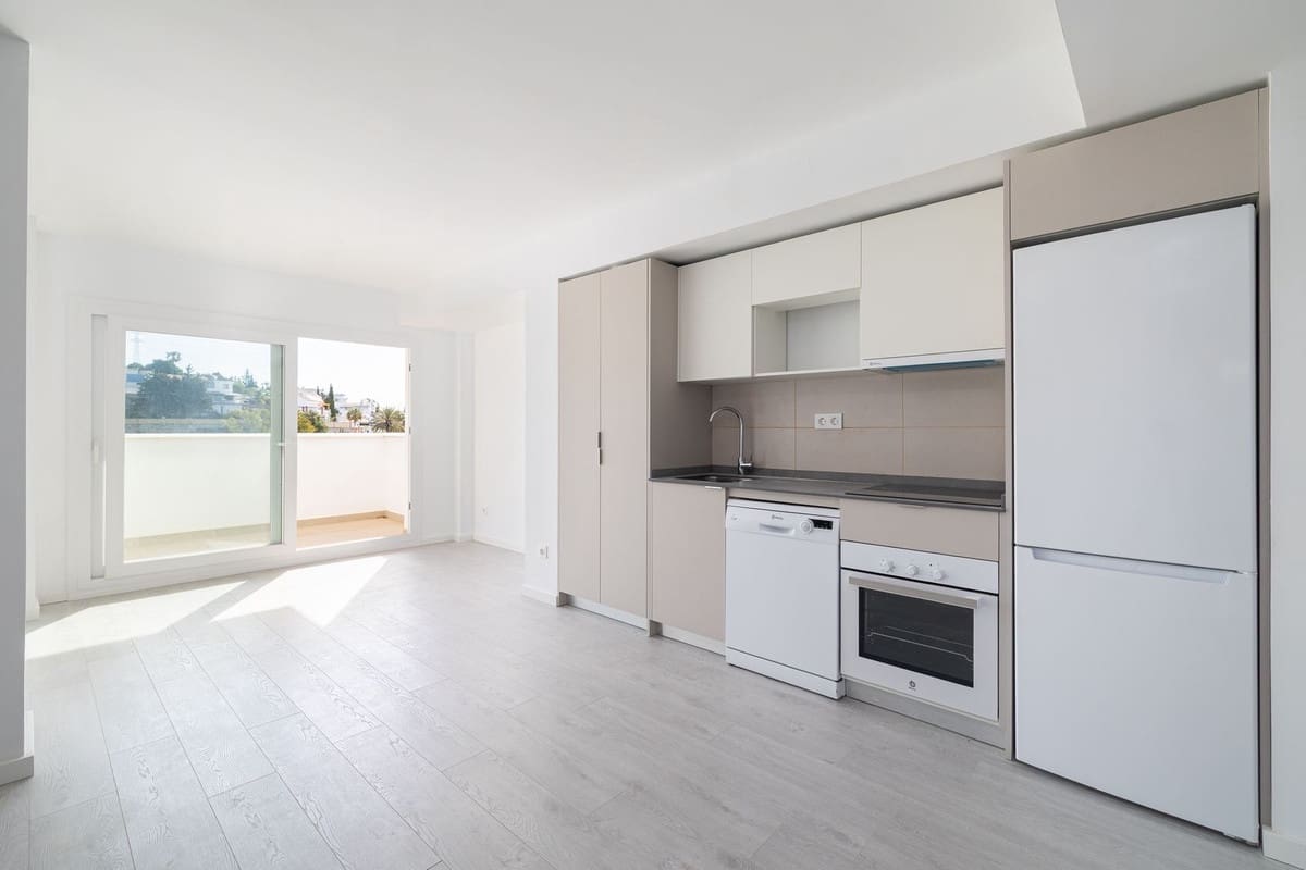 3 soverom Leilighet til salgs i Fuengirola med svømmebasseng garasje - € 399 000 (Ref: 9974123)