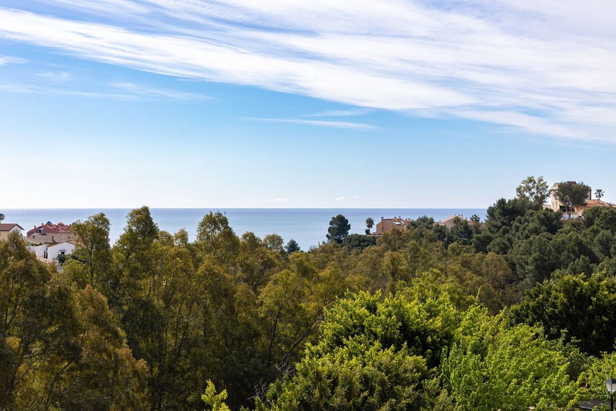 3 soverom Leilighet til salgs i Fuengirola med svømmebasseng garasje - € 399 000 (Ref: 9974123)