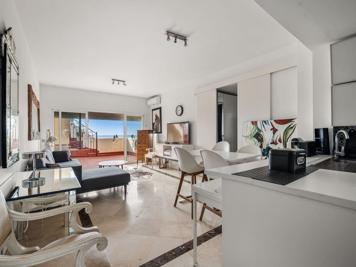 2 makuuhuone Huoneisto myytävänä paikassa Benahavis mukana uima-altaan - 449 000 € (Ref: 9974125)