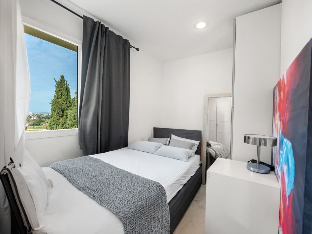 2 makuuhuone Huoneisto myytävänä paikassa Benahavis mukana uima-altaan - 449 000 € (Ref: 9974125)