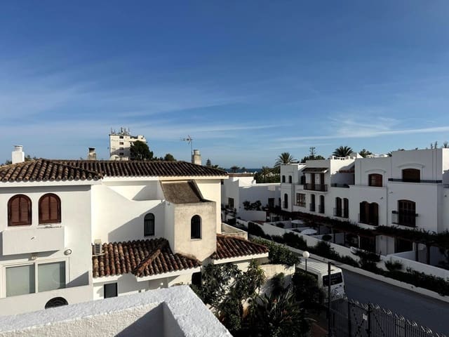 Casa de 3 habitaciones en Costalita, Estepona en venta con piscina - 499.000 € (Ref: 9974126)