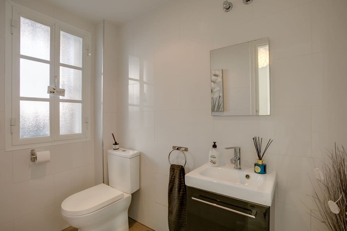 3 bedroom Townhouse for sale in Bel-Air with pool - € 495,000 (Ref: 9974127)