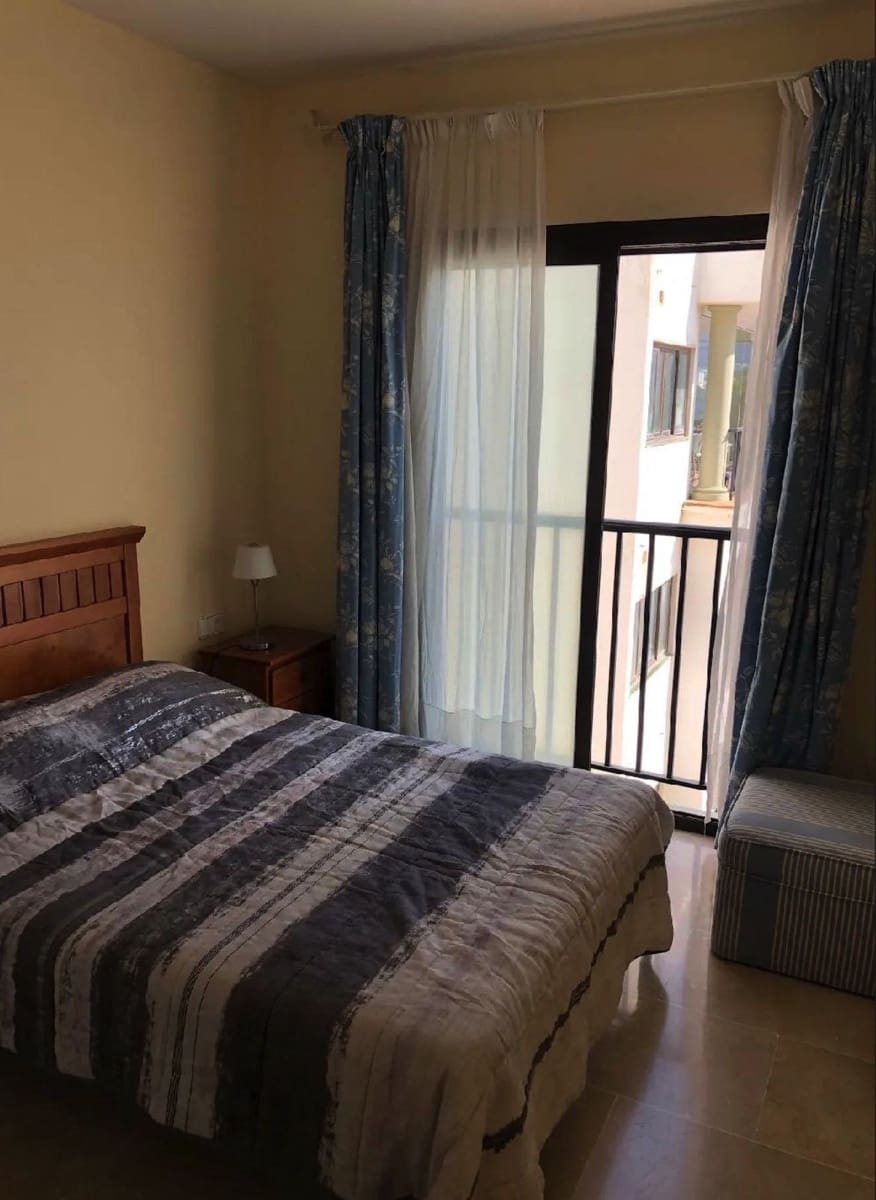 3 soveværelse Lejlighed til salg i La Duquesa / Puerto de la Duquesa med swimmingpool garage - € 549.000 (Ref: 9974131)