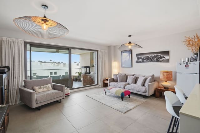 Apartamento de 2 habitaciones en Benalmádena en venta con piscina garaje - 549.995 € (Ref: 9974133)