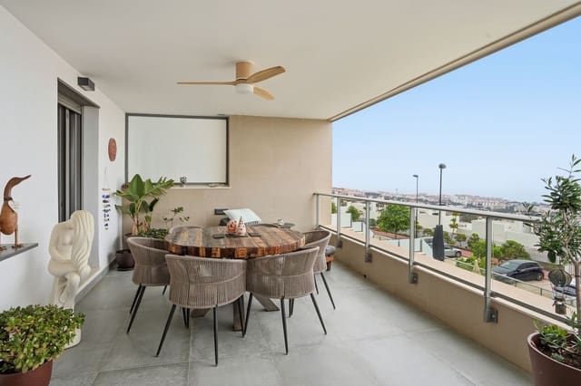 Apartamento de 2 habitaciones en Benalmádena en venta con piscina garaje - 549.995 € (Ref: 9974133)