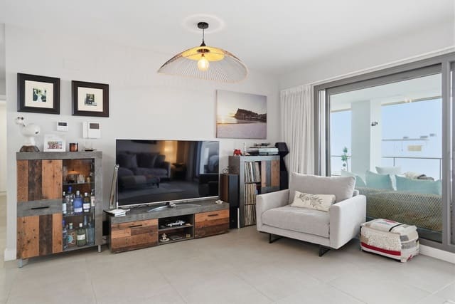 Apartamento de 2 habitaciones en Benalmádena en venta con piscina garaje - 549.995 € (Ref: 9974133)