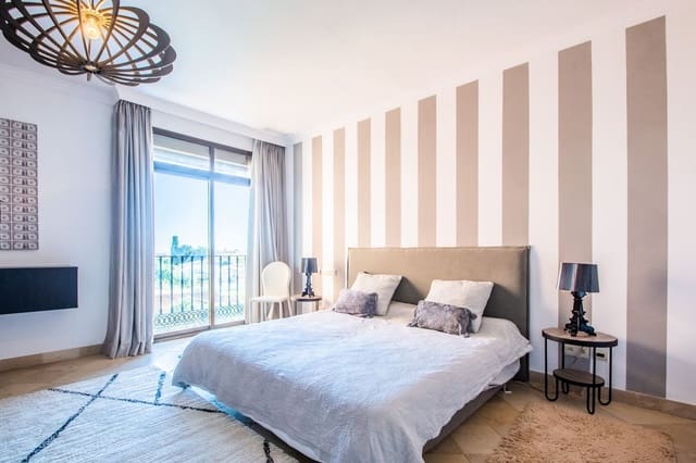 2 Zimmer Apartment zu verkaufen in Cancelada, Estepona mit Pool - 550.000 € (Ref: 9974134)