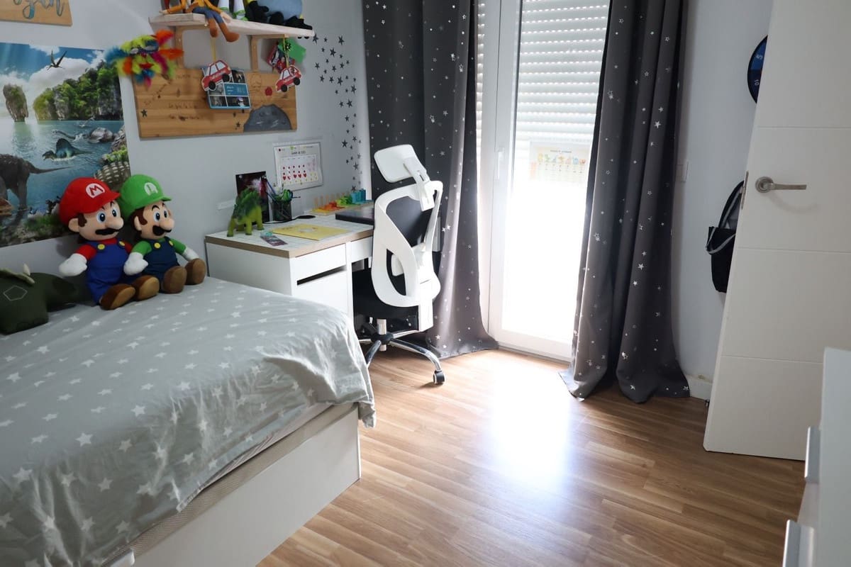 3 sypialnia Apartament na sprzedaż w Calahonda z basenem garażem - 525 000 € (Ref: 9974135)