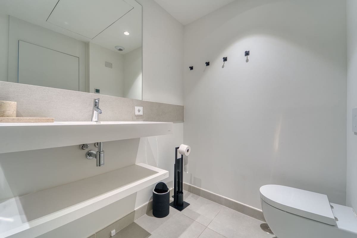 2 soveværelse Lejlighed til salg i Benalmadena med swimmingpool - € 560.000 (Ref: 9974139)