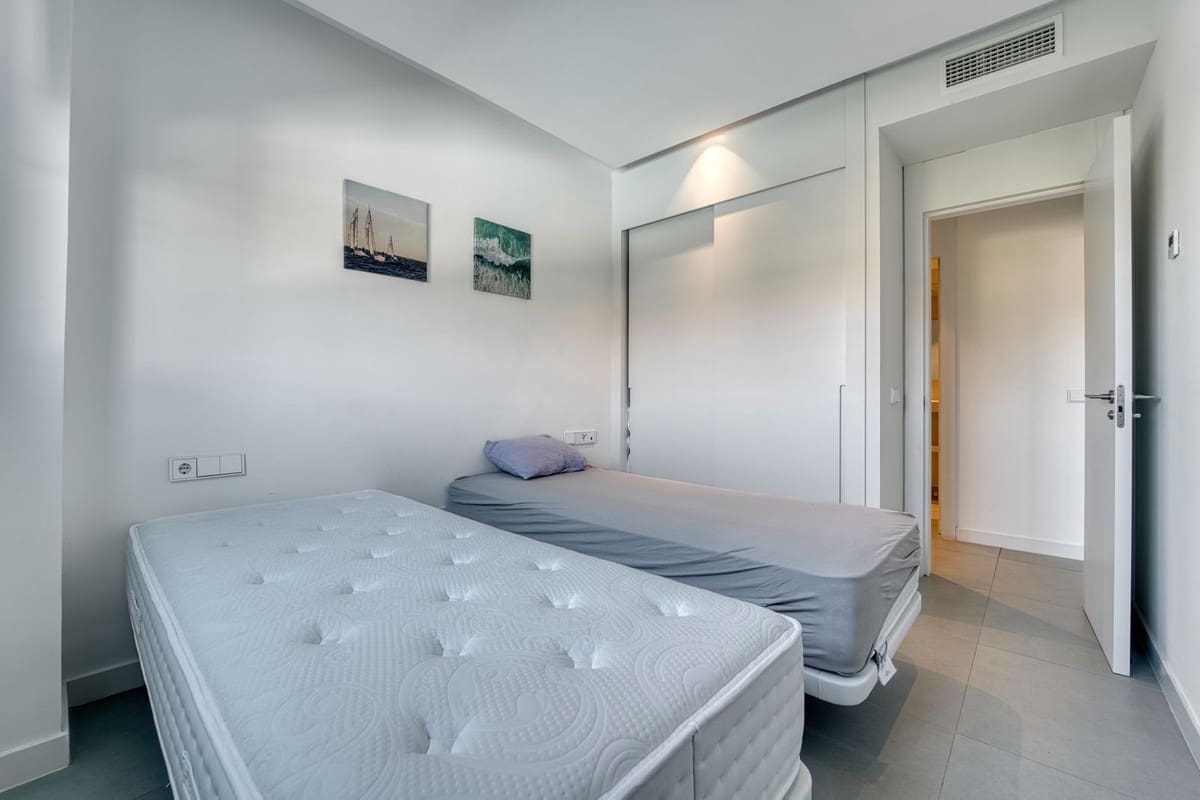 2 soveværelse Lejlighed til salg i Benalmadena med swimmingpool - € 560.000 (Ref: 9974139)