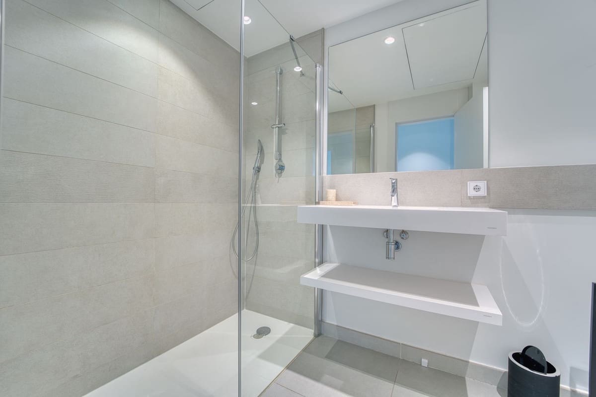 2 soveværelse Lejlighed til salg i Benalmadena med swimmingpool - € 560.000 (Ref: 9974139)