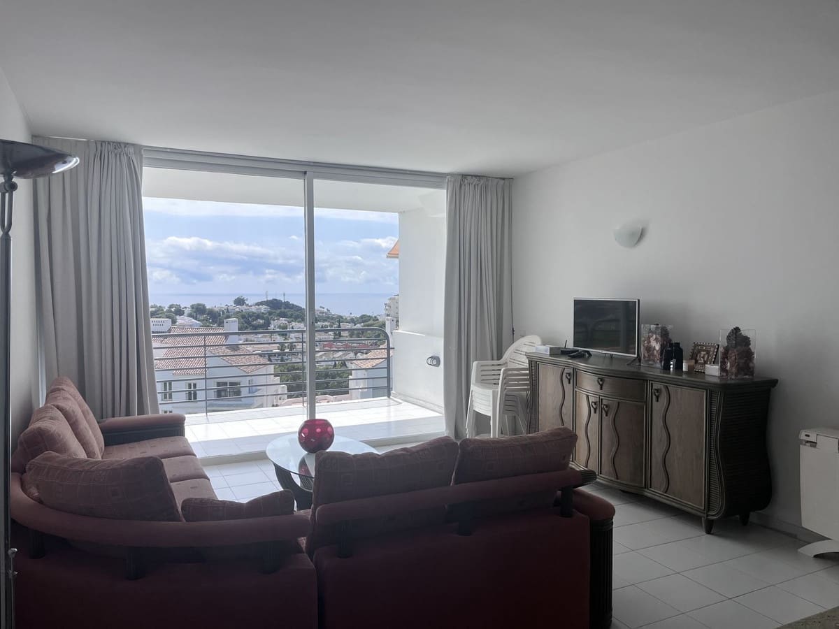 3 bedroom Apartment for sale in Mijas Costa with pool garage - € 475,000 (Ref: 9974141)