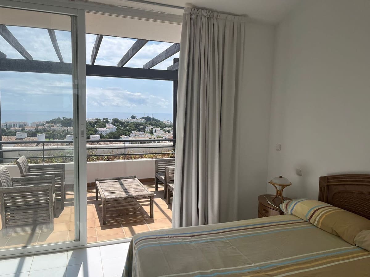 3 bedroom Apartment for sale in Mijas Costa with pool garage - € 475,000 (Ref: 9974141)