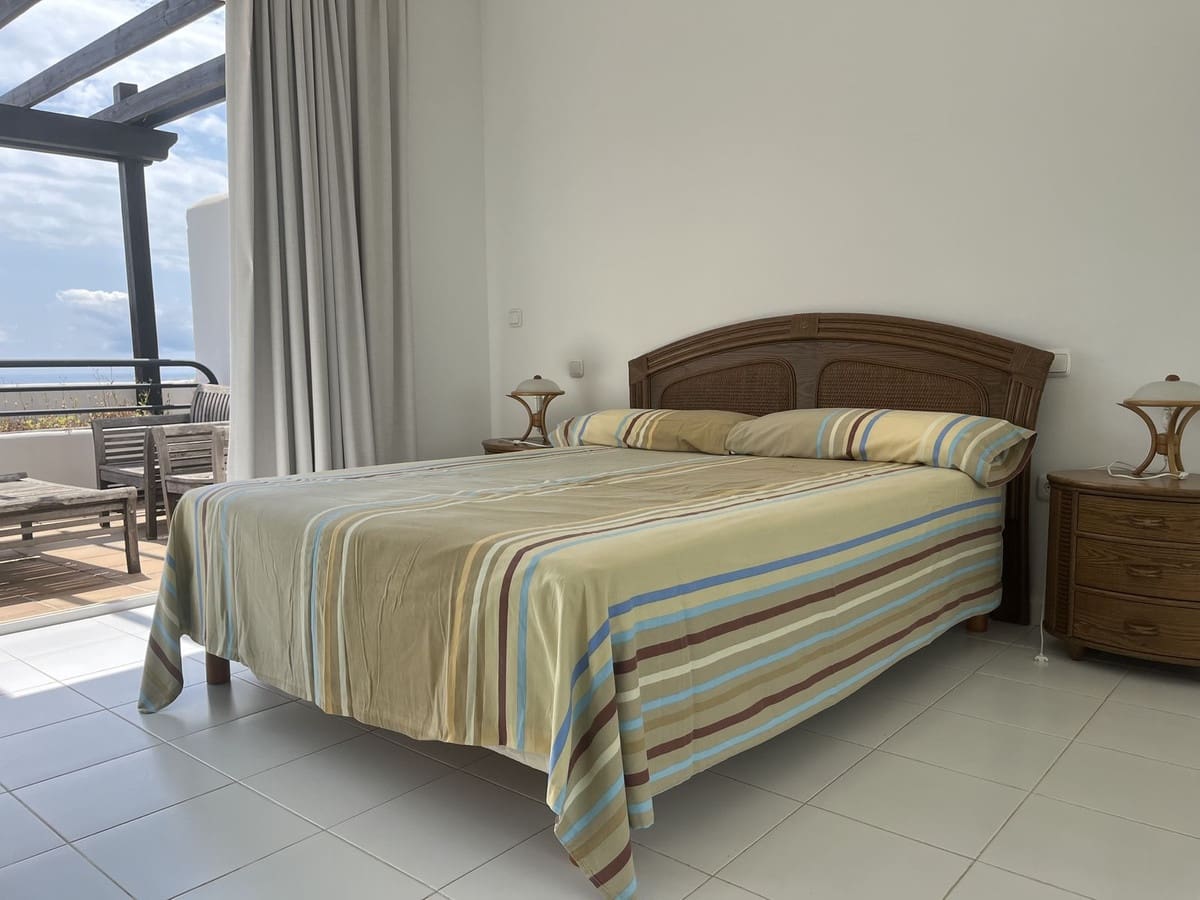 3 bedroom Apartment for sale in Mijas Costa with pool garage - € 475,000 (Ref: 9974141)