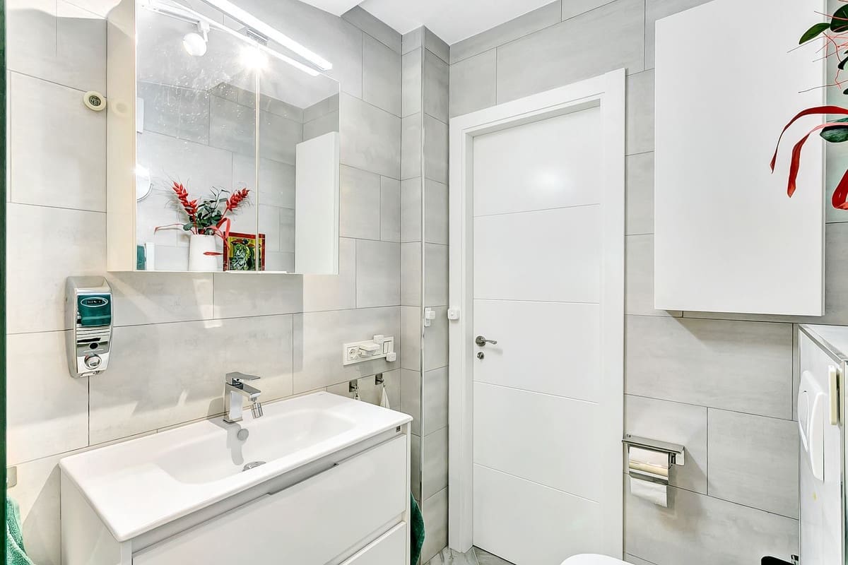 1 slaapkamer Appartement te koop in Fuengirola met zwembad - € 499.000 (Ref: 9974143)