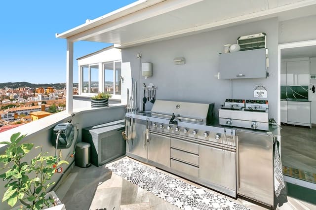 1 slaapkamer Appartement te koop in Fuengirola met zwembad - € 499.000 (Ref: 9974143)