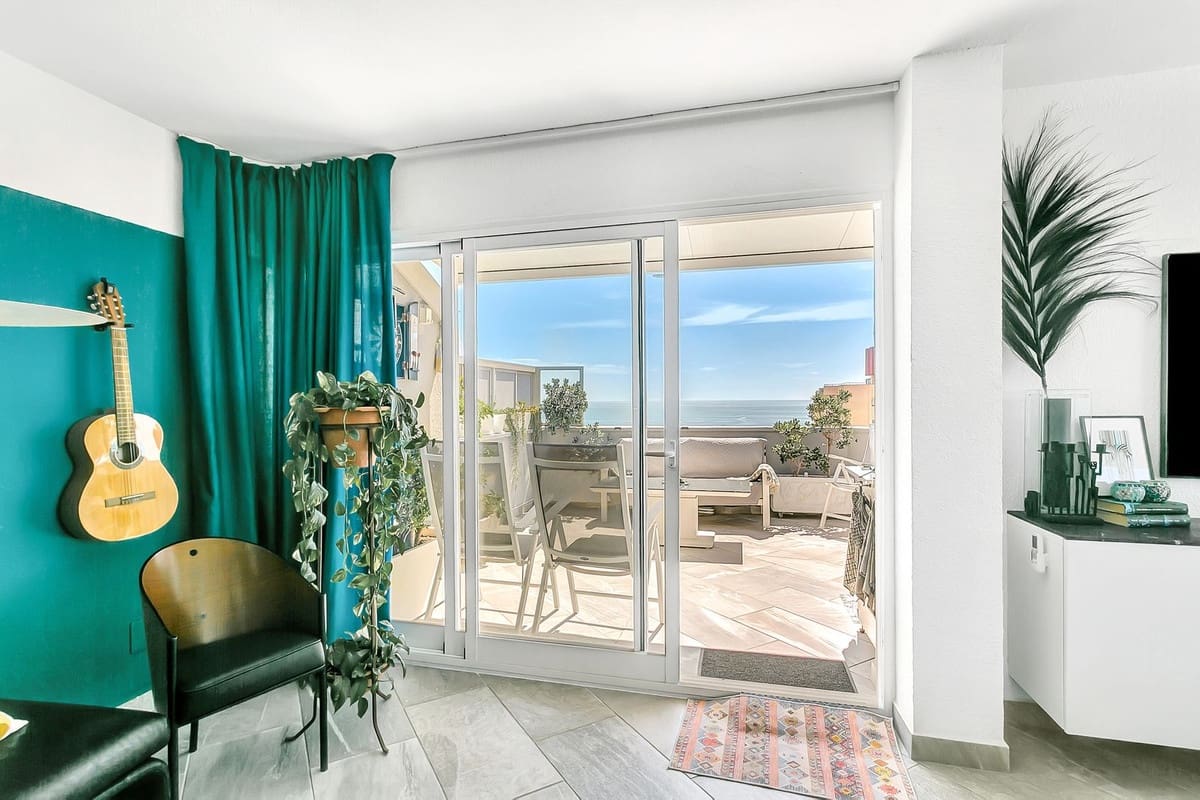 1 slaapkamer Appartement te koop in Fuengirola met zwembad - € 499.000 (Ref: 9974143)