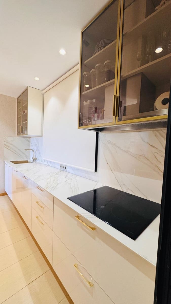 Apartamento de 2 habitaciones en New Golden Mile en venta con piscina garaje - 510.000 € (Ref: 9974149)