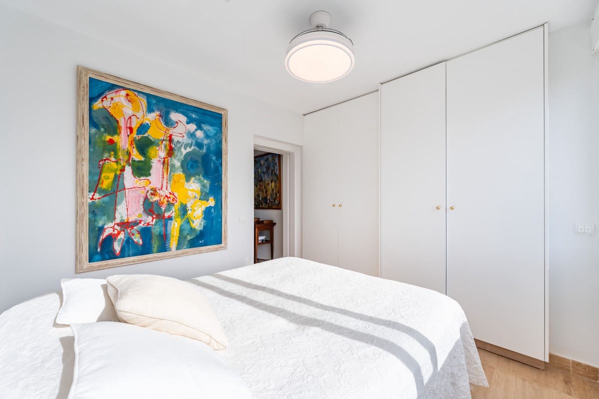 2 soverom Leilighet til salgs i Rio Real med svømmebasseng - € 530 000 (Ref: 9974151)