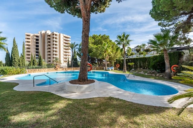 2 soverom Leilighet til salgs i Río Real, Marbella med svømmebasseng - € 530 000 (Ref: 9974151)