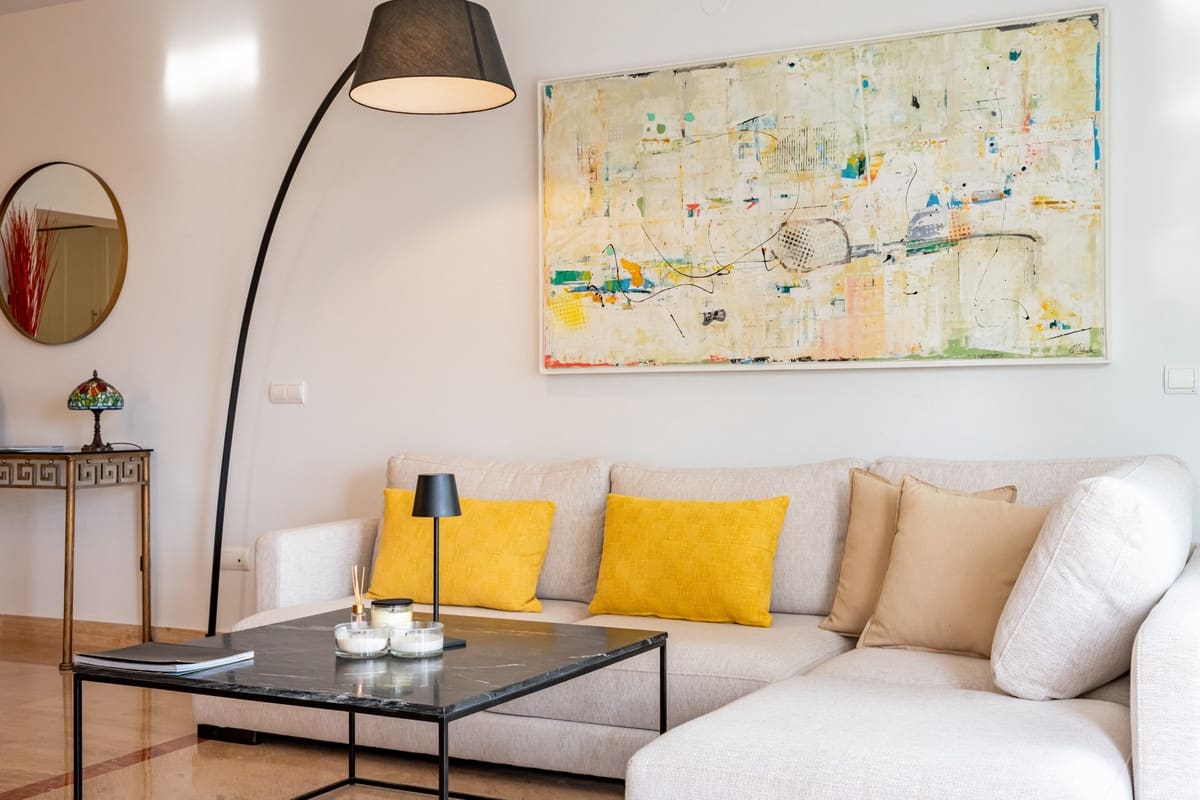 2 soverom Leilighet til salgs i Rio Real med svømmebasseng - € 530 000 (Ref: 9974151)