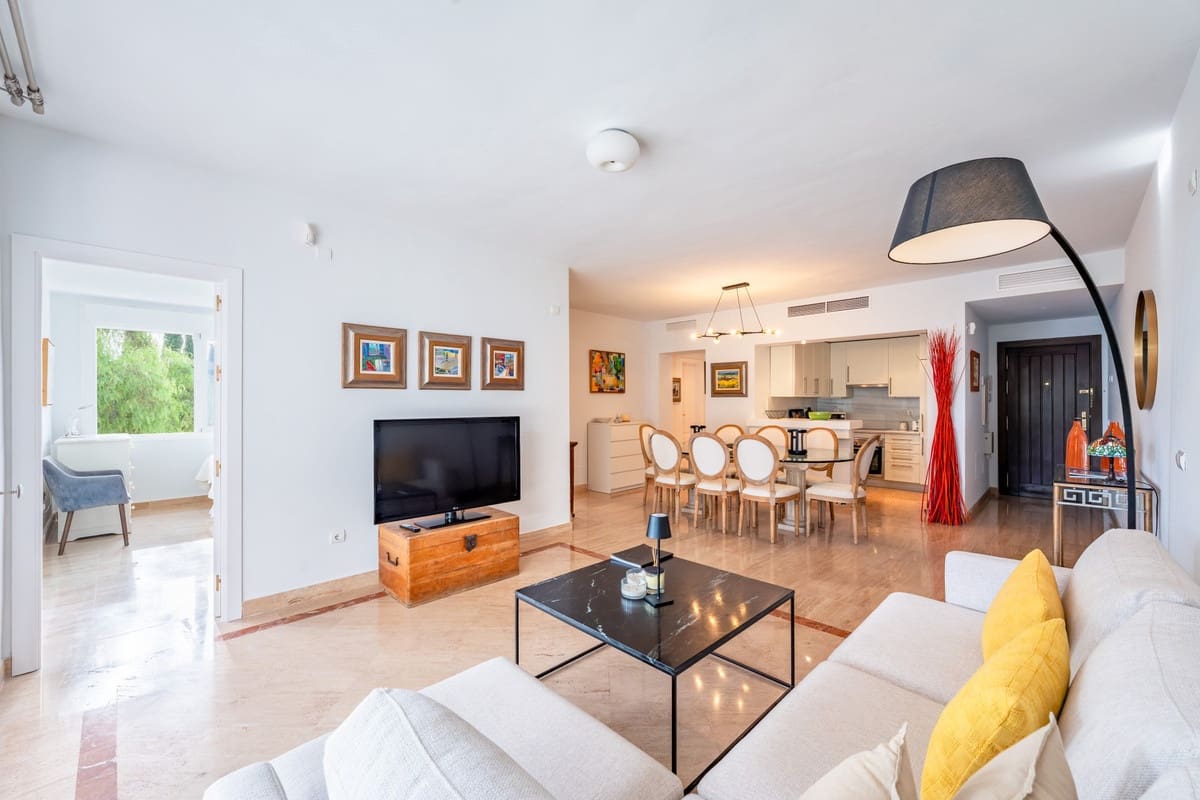 2 soverom Leilighet til salgs i Rio Real med svømmebasseng - € 530 000 (Ref: 9974151)