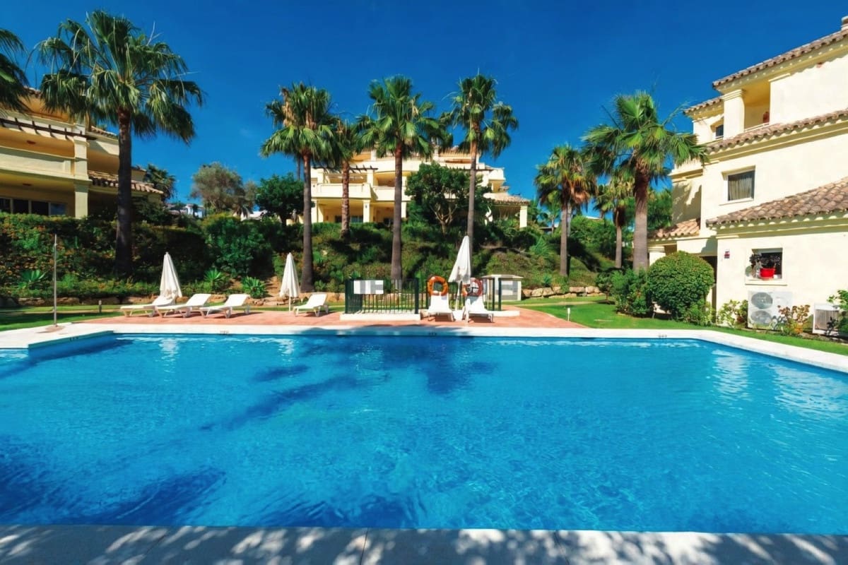 2 soveværelse Lejlighed til salg i Bahia de Casares med swimmingpool garage - € 560.000 (Ref: 9974156)