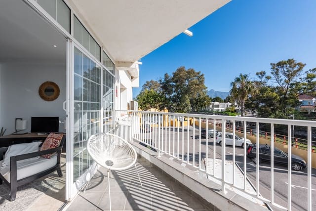 2 soveværelse Lejlighed til salg i San Pedro de Alcantara, Marbella - € 499.000 (Ref: 9974158)