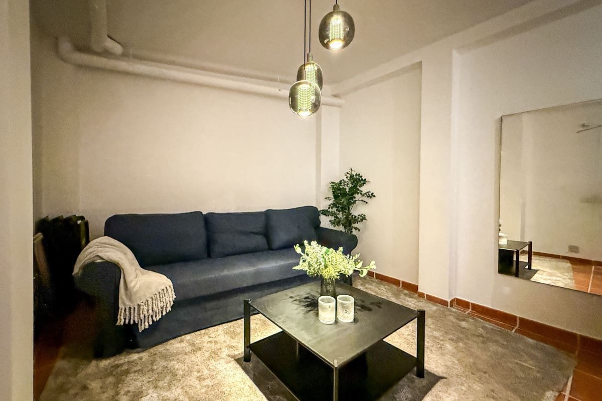 Casa de 3 habitaciones en El Paraiso en venta con piscina - 549.000 € (Ref: 9974162)