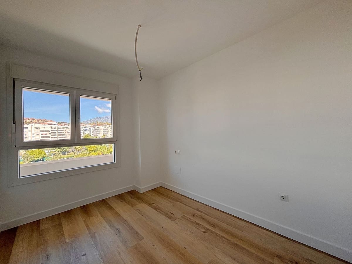 3 soveværelse Lejlighed til salg i Nueva Andalucia med swimmingpool - € 500.000 (Ref: 9974164)