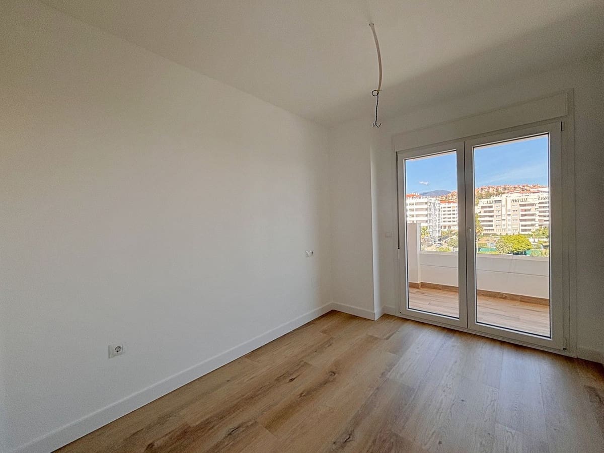 3 soveværelse Lejlighed til salg i Nueva Andalucia med swimmingpool - € 500.000 (Ref: 9974164)