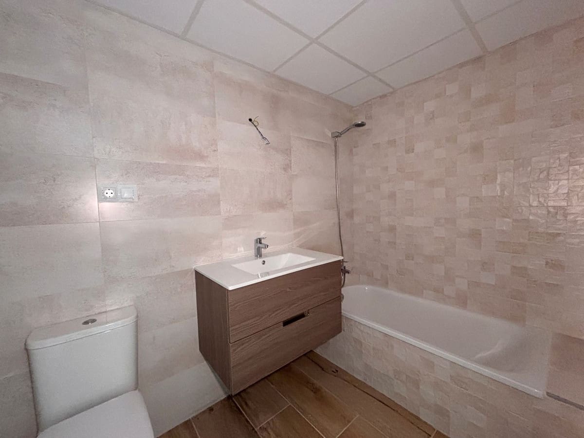 3 soveværelse Lejlighed til salg i Nueva Andalucia med swimmingpool - € 500.000 (Ref: 9974164)