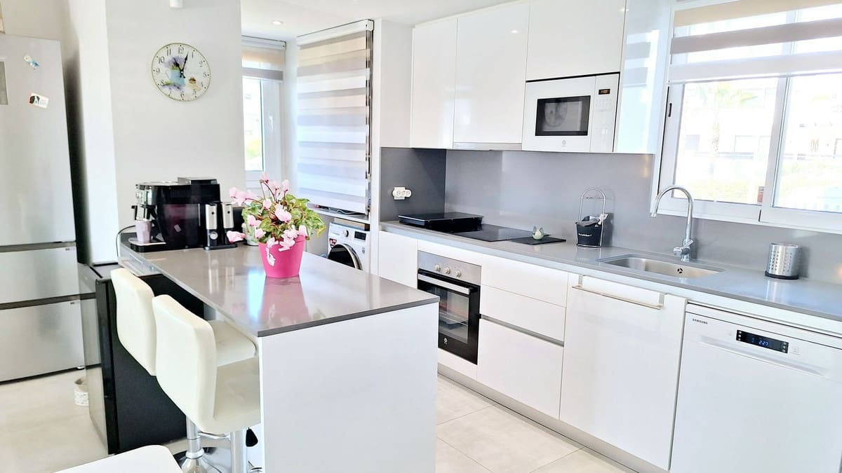 3 soveværelse Lejlighed til salg i Casares med swimmingpool - € 495.000 (Ref: 9974165)