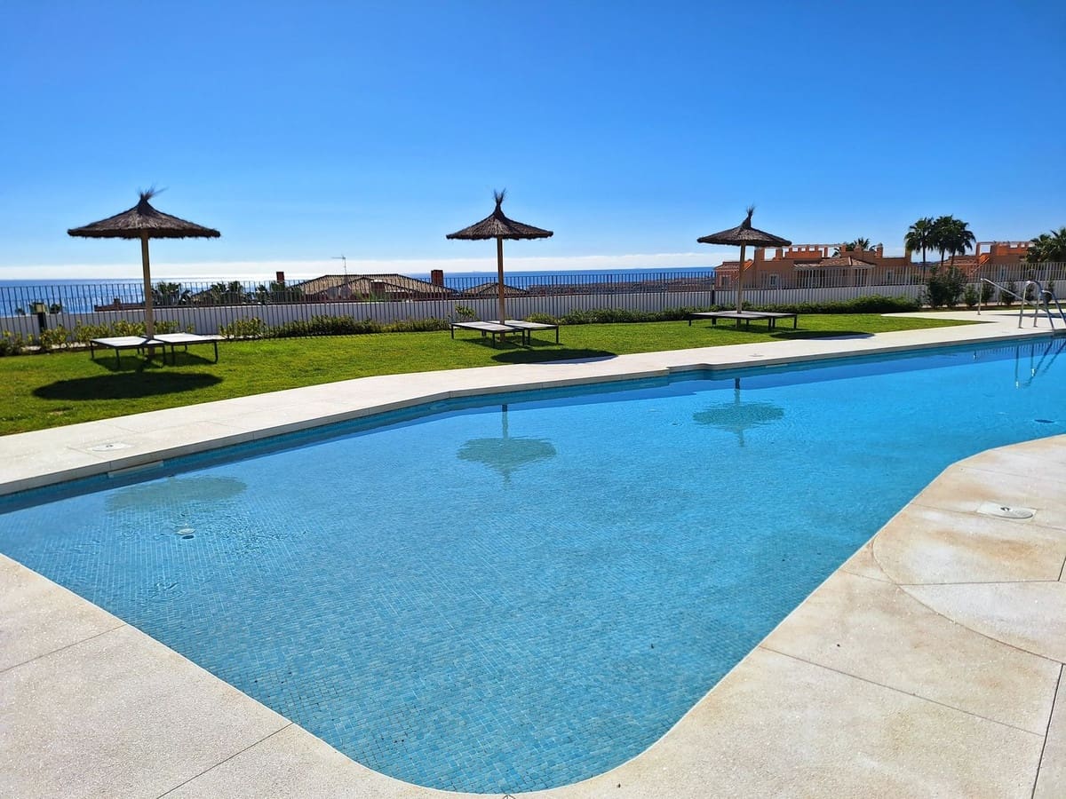 3 soveværelse Lejlighed til salg i Casares med swimmingpool - € 495.000 (Ref: 9974165)