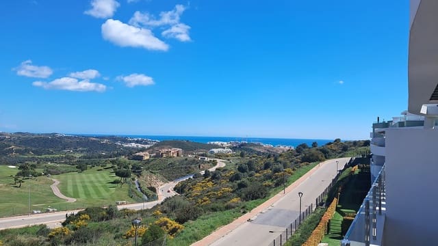 2 slaapkamer Appartement te koop in La Cala de Mijas, Mijas met zwembad - € 495.000 (Ref: 9974167)
