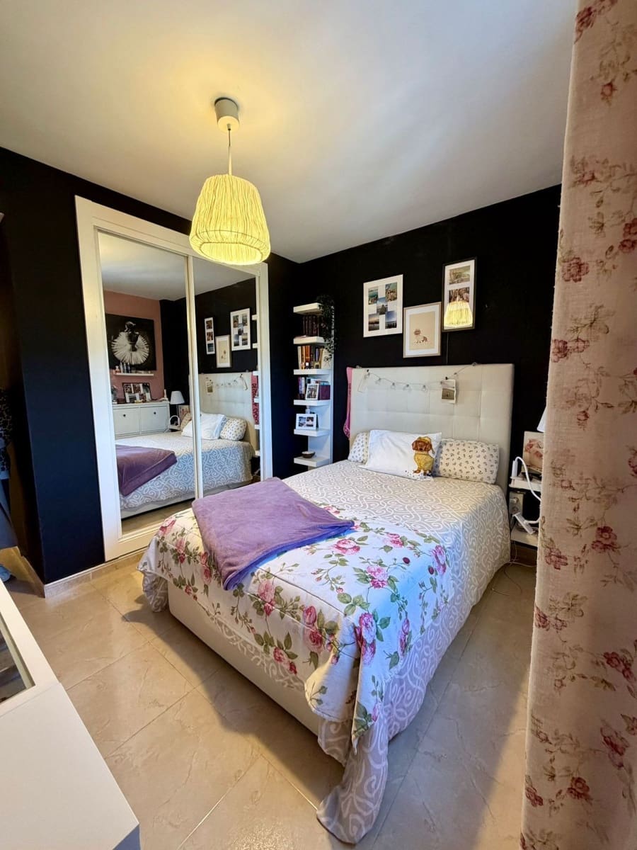 4 Zimmer Apartment zu verkaufen in Estepona mit Garage - 518.000 € (Ref: 9974168)