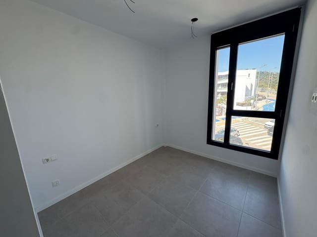 2 chambre Appartement à vendre à Estepona avec piscine garage - 575 000 € (Ref: 9974170)