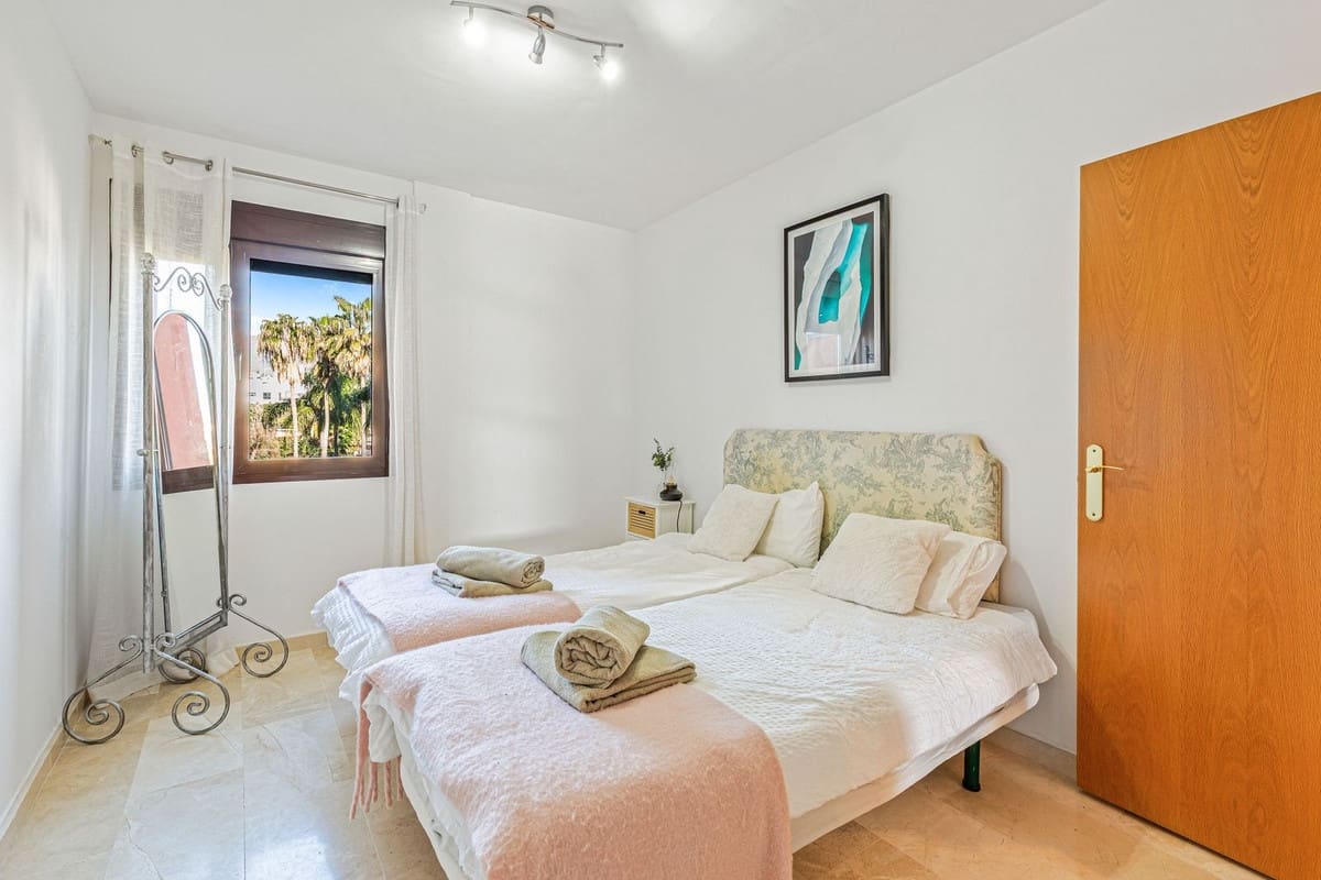3 soveværelse Lejlighed til salg i Estepona med swimmingpool garage - € 497.000 (Ref: 9974171)