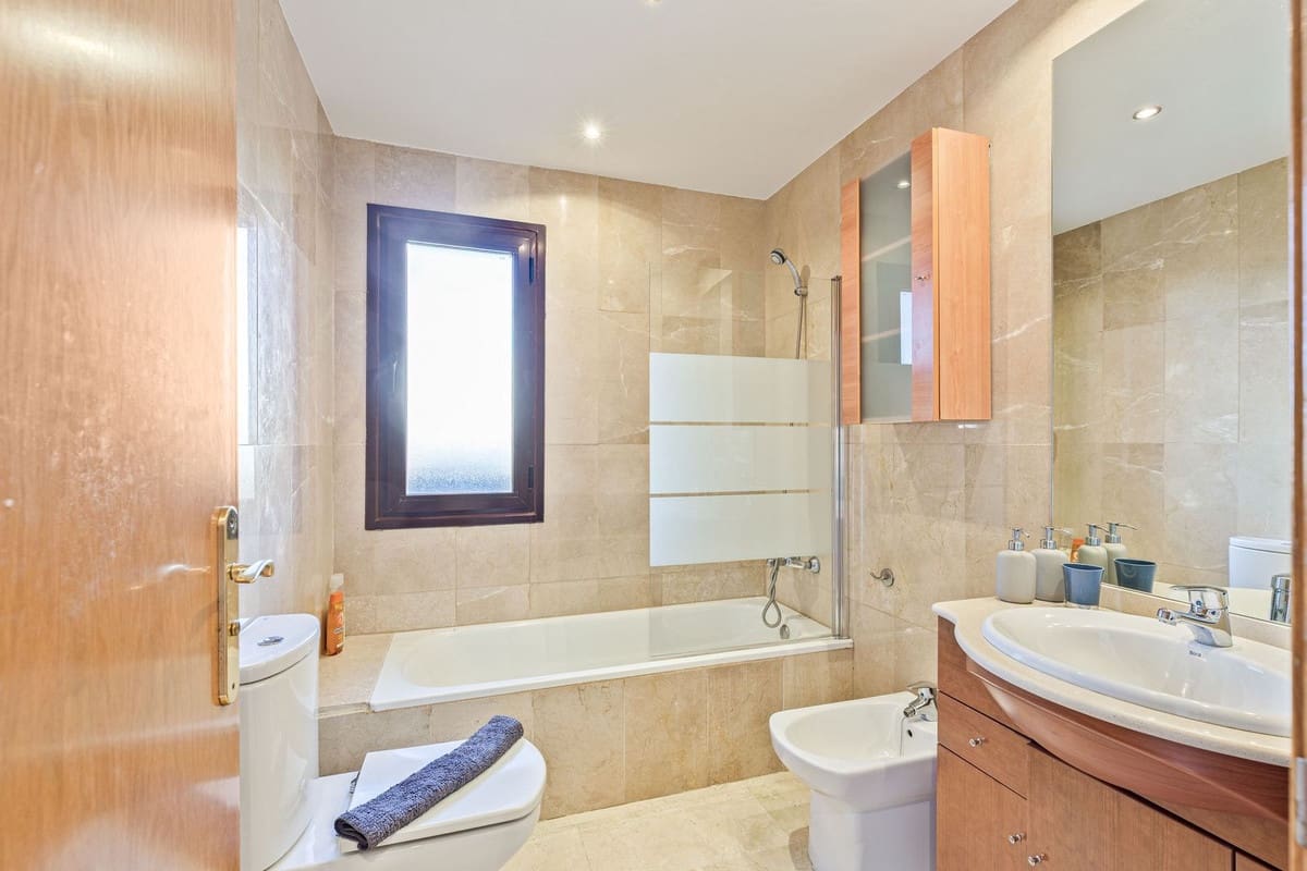3 soveværelse Lejlighed til salg i Estepona med swimmingpool garage - € 497.000 (Ref: 9974171)