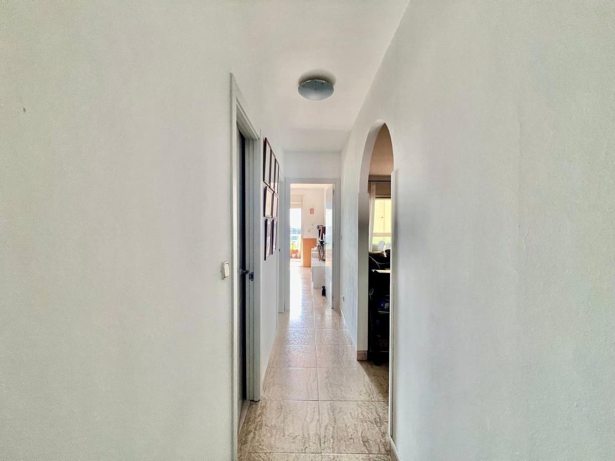 4 soveværelse Lejlighed til salg i Benalmadena Costa med swimmingpool garage - € 499.000 (Ref: 9974173)