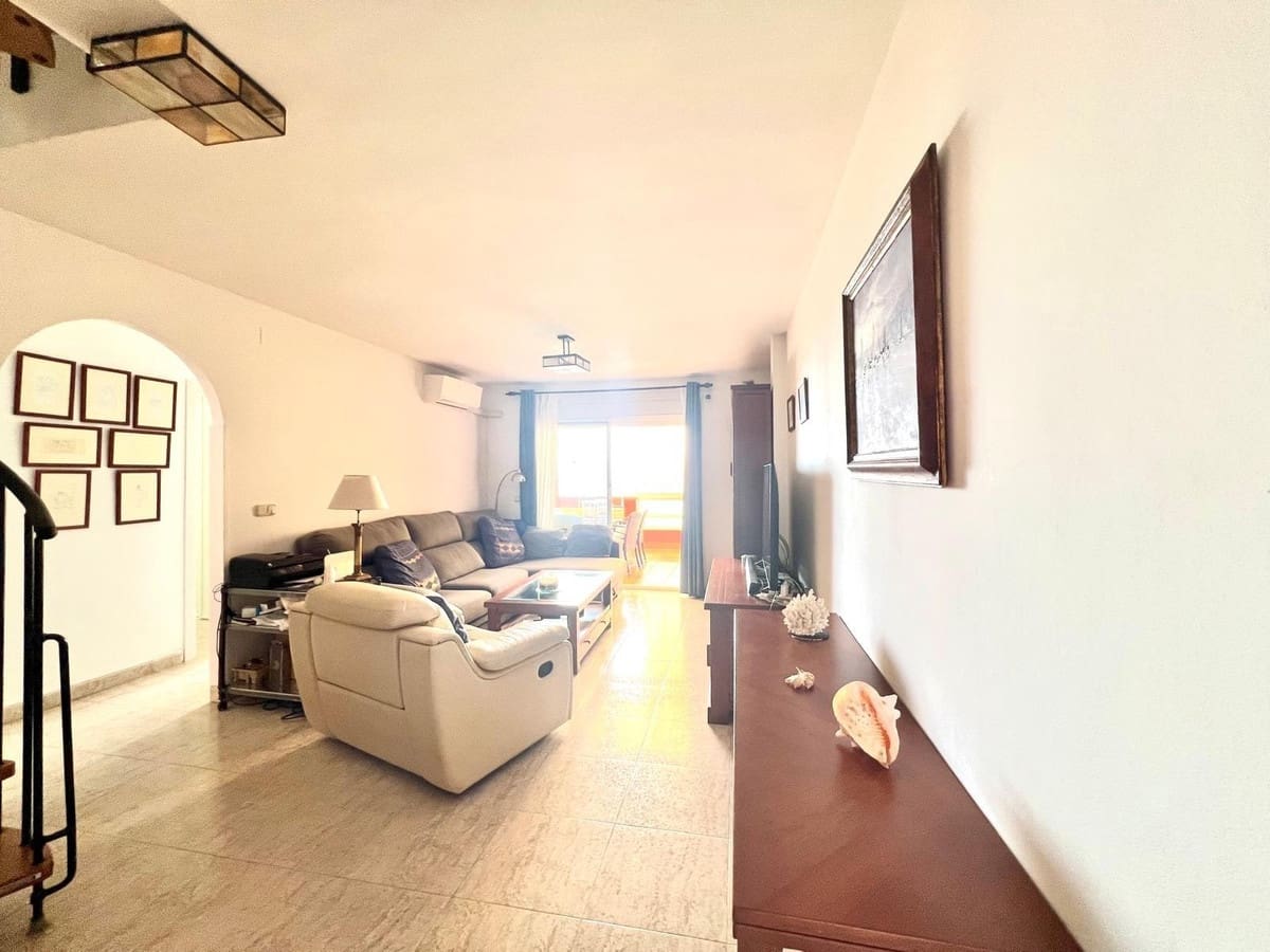 4 soveværelse Lejlighed til salg i Benalmadena Costa med swimmingpool garage - € 499.000 (Ref: 9974173)