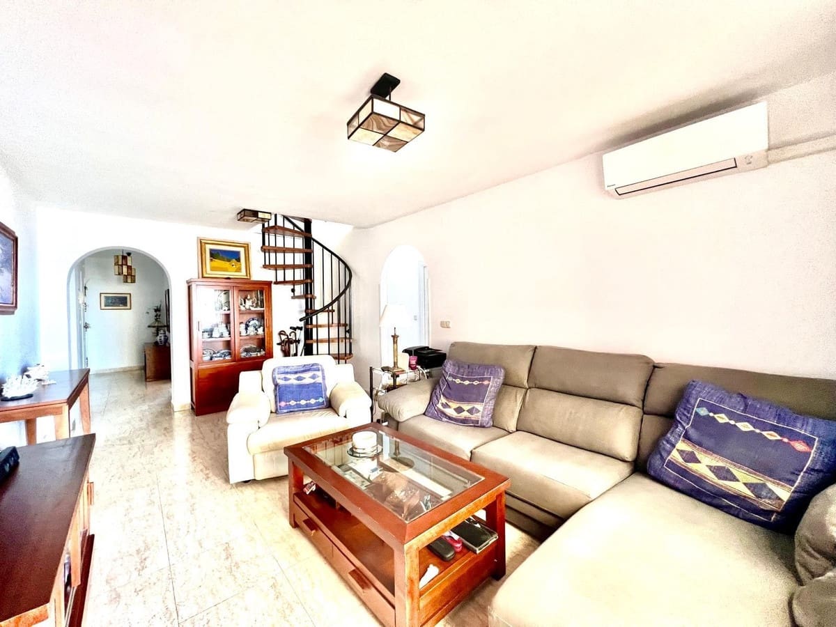 4 soveværelse Lejlighed til salg i Benalmadena Costa med swimmingpool garage - € 499.000 (Ref: 9974173)
