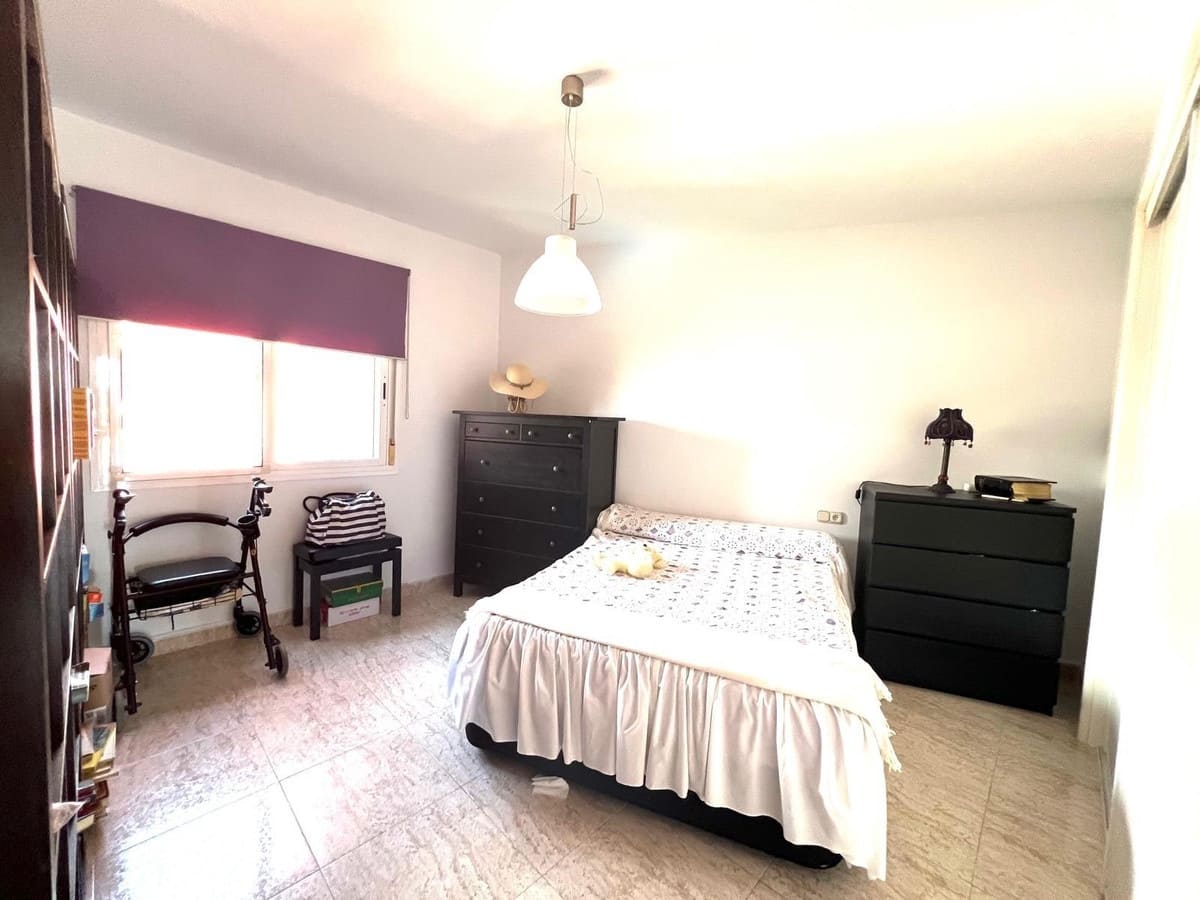 4 soveværelse Lejlighed til salg i Benalmadena Costa med swimmingpool garage - € 499.000 (Ref: 9974173)