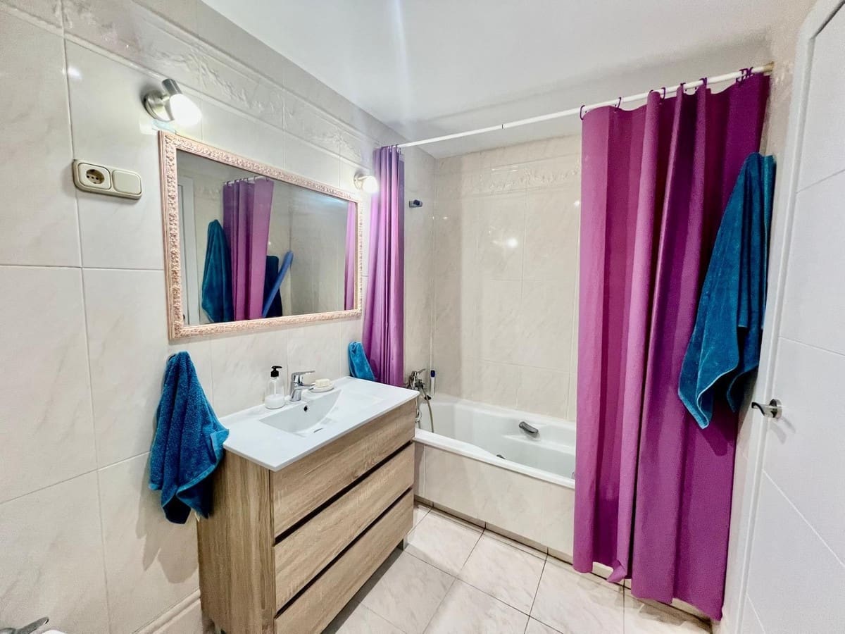 4 soveværelse Lejlighed til salg i Benalmadena Costa med swimmingpool garage - € 499.000 (Ref: 9974173)