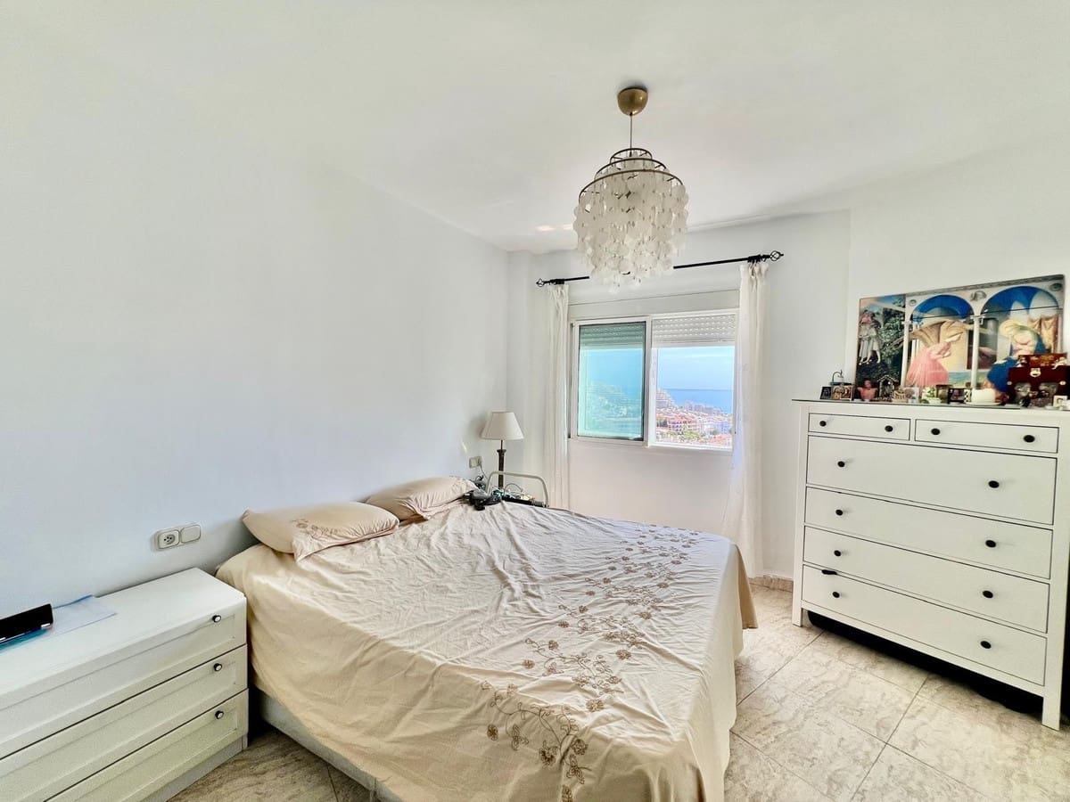 4 soveværelse Lejlighed til salg i Benalmadena Costa med swimmingpool garage - € 499.000 (Ref: 9974173)