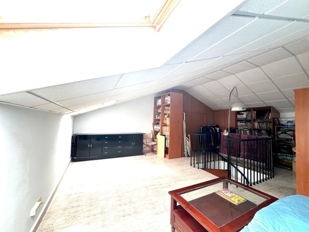 4 soveværelse Lejlighed til salg i Benalmadena Costa med swimmingpool garage - € 499.000 (Ref: 9974173)