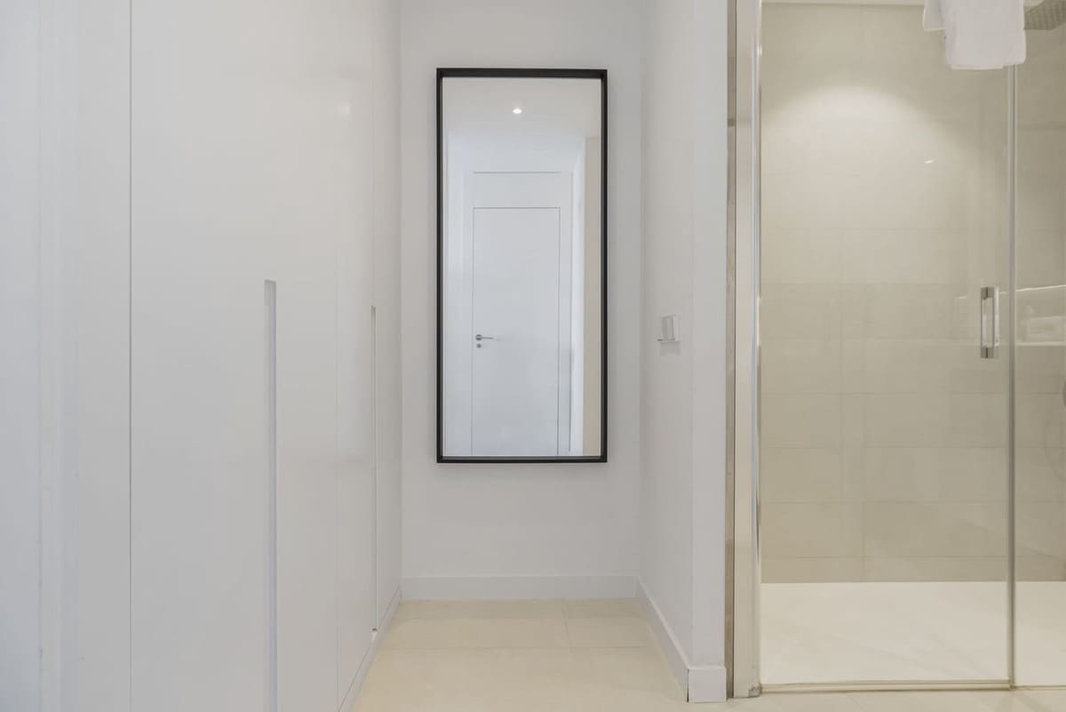 2 soverom Leilighet til salgs i Benalmadena med svømmebasseng garasje - € 530 000 (Ref: 9974178)